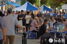 광주 남구 군분로 글로벌 토요 야시장 들썩