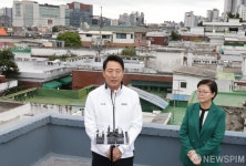 강북구 미아2 재정비촉진구역 언론 인터뷰하는 오세훈 서울시장