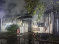 한밤중 KG스틸 당진공장 사무동 화재…60대 남성 연기흡입