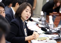 국감 질의하는 이주희 의원