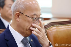 법사위 국감 출석한 조원철 법제처장