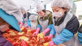과천시 모두가 나누는 김장축제 성료...따뜻한 김장 한 포기, 사랑 한 스푼