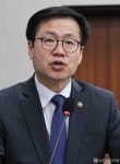 통상현안 보고하는 여한구 통상교섭본부장