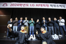[AI 인재 전쟁]③ 학교가 된 기업들…직접 키워 인재 절벽 막는다