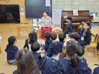 문체부, 이야기할머니 행사…5년 이상 활동가들에 감사패