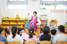 문체부, 이야기할머니 행사…5년 이상 활동가들에 감사패