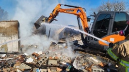 태안 근흥면 단독주택서 화재…건물 1동 전소·인명피해 없어