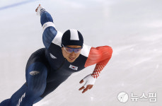 김준호 12위·구경민 15위…스피드 남자 500m 메달 도전 불발