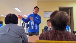 윤병태, 나주 경로당 3곳 방문…스마트경로당 확대·환경개선 추진