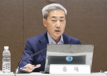 신현송 총재 