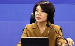 2027년 예산안 관련 발언하는 한정애