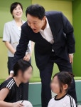 구립가재울지역아동센터 찾은 오세훈 서울시장