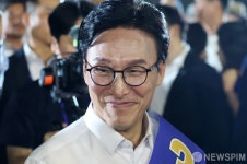 서울 합동연설회 참석하는 김민석 당대표 후보