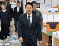 2심 첫 공판 향하는 오세훈 서울시장