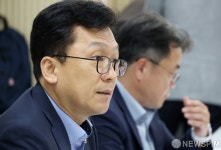 홈플러스 협력·입점업체 간담회 갖는 이병권 차관