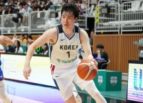 이현중, 포틀랜드와 비보장 1년 계약…NBA 도전 이어간다