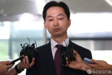 답변하는 김지용 중수청장 후보자