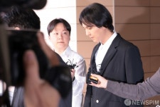 '부실 복무' 송민호, 징역 1년에 집행유예 2년