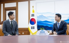 조정식 국회의장, 임광현 대통령 비서실장 접견