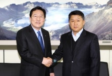 中企중앙회 김기문회장, 한국노총 첫 방문