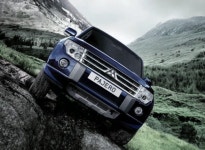 미쓰비시, 랜서 이어 파제로도 가격 파괴