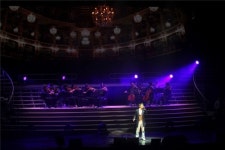 [공연리뷰]데뷔 20주년 신승훈 전국투어 콘서트 “앞으로 20년도 함께 가자”