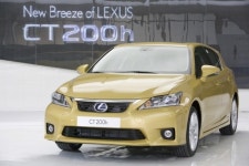 한국도요타, 렉서스 하이브리드 CT 200h 사전 계약