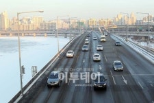 [포토]출근길 원활한 흐름 보이는 강변북로