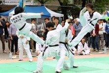 [포토]대학축제, 멋진 발차기