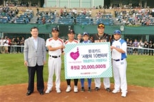 롯데카드, 원동·이평중학교 야구부 프로야구 후원금 전달