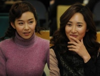 아모레미오 박탐희 김보경 노인분장을 하면 몸이 아파 고충