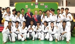 부영, 캄보디아 태권도 국가대표 훈련센터 기증식