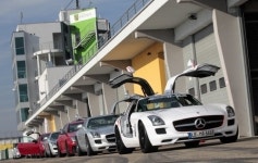 [현지시승]③21세기 슈퍼 스포츠카의 정점…메르세데스-벤츠 SLS AMG