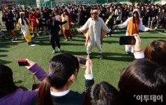 [포토]가산중학교 학교폭력예방 캠페인, 친구야 같이 춤 추자