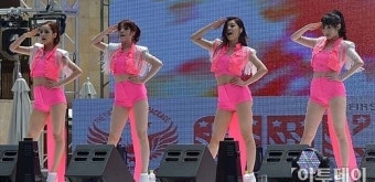 [포토]타이틀곡 '여성대통령'으로 돌아온 걸스데이