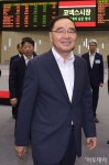 [포토]코넥스 시장 방문한 정 총리