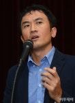 [포토]주담-재담 힐링콘서트, 강연하는 황세운 실장