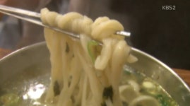 ‘VJ특공대’ 2500원 손칼국수ㆍ풍물시장 1만원 소수육ㆍ4000원 통닭ㆍ곱창에 순대볶음 공짜ㆍ무한리필 돈가스 떡갈비…시장 맛집 열전