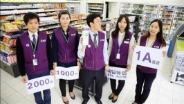 ‘갑을논쟁’ 마음고생한 편의점 업계, 가맹점주 손잡기 나섰다