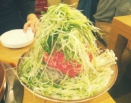 야식 끝판왕 탑불고기 관심 폭증…네티즌 고기탑 무너질라, 도대체 몇 인분?