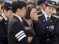 [포토] 환갑기념 세월호 여행서 숨진 동창들 장례