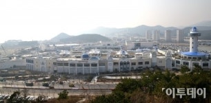 복합쇼핑몰 ‘롯데몰 동부산점’ 23일 개점