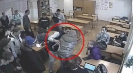 [붐업영상] 왕따 학생, 교사 보는 앞에서 집단폭행 당하다 사망 '충격'