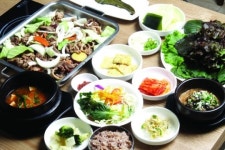 ‘생방송 투데이’ 쌈브, 20가지 채소 무한리필 5000원 쌈밥집...“부천에 저런 곳이?!”