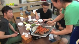 ‘생생정보’ 옥돌위에 석쇠한판, 더덕삼겹살구이 최고의 조화...위치는 어디?!