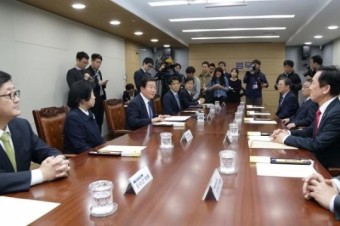 검찰총장후보추천위 회의 시작…차기 총장 후보자 3~4명으로 추려진다