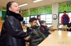 [포토] 초등학교 신입생 예비소집, 친구야 안녕