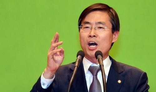 김문수, 조경태에게 탈당 권유... 이재명 정권 부역자