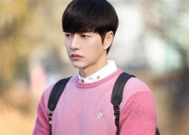 [‘완판’ 연예인 의상⑥] 치인트 ‘시밀러룩’·금사월 ‘여사장룩’… 드라마 속 패션 보는 재미 쏠쏠