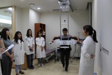 중국의약대, “한의학 배우러 왔어요”